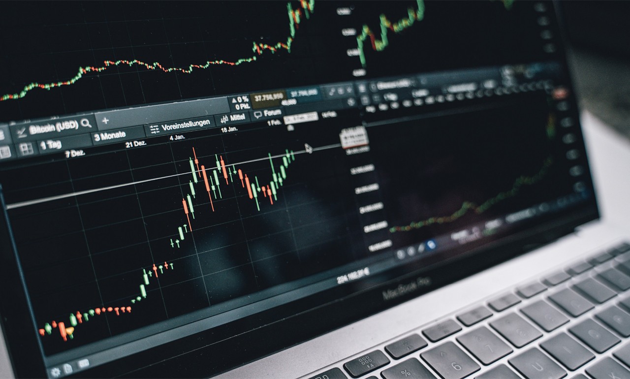 Türkiye’nin önde gelen finansal teknoloji şirketlerinden Rasyonet, 25. kuruluş yıl dönümünü kutladı. 1999 yılında Orkun Barın ve Mehmet Erdinç Özel tarafından kurulan şirket, iki buçuk kuşağı aşkın süredir sermaye piyasalarının dijital dönüşümüne öncülük ediyor. Bu süreçte, finans sektörüne yönelik inovatif yazılım ve analiz çözümleri geliştirerek, sektörde fark yarattı.