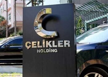 Çelikler Holding, çalışanlarına kıdem ödüllerini sundu