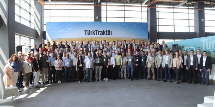 Çiftçiler “Geleceğin Tarımı”nı konuştu