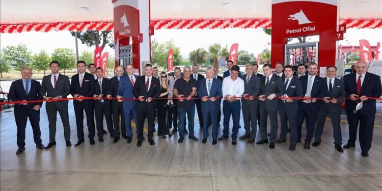 Petrol Ofisi, İzmir’de 5 yeni istasyon açılışı gerçekleştirdi