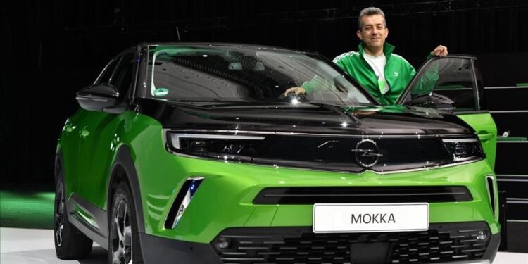 Opel’in B-SUV modeli Mokka 1 yaşında