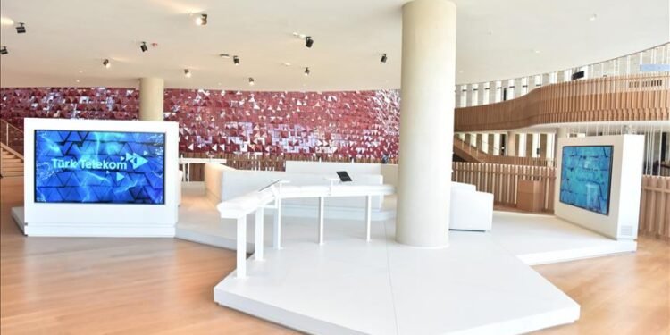 Türk Telekom Lounge, Atatürk Kültür Merkezi’nde açıldı
