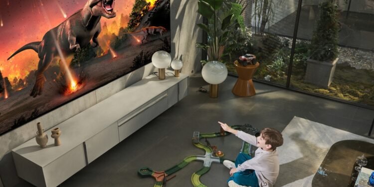 LG, “97 inç OLED evo” modelini tanıttı