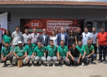 Tat Gıda dijital dönüşüm kapsamında çiftçilerle buluştu