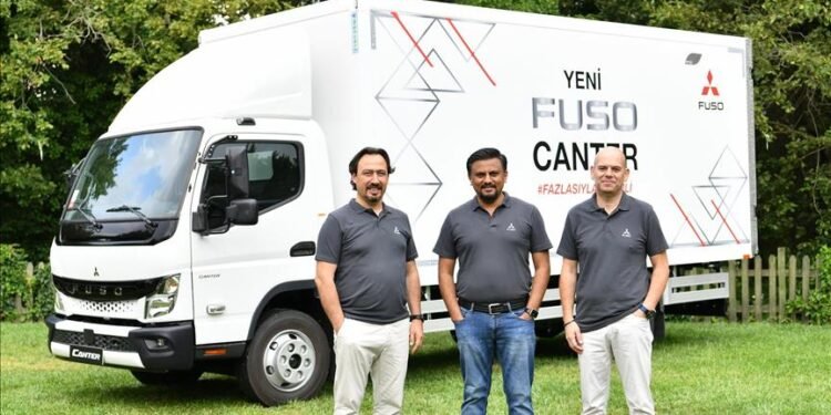 Fuso Canter’in yenilenen modelleri tanıtıldı