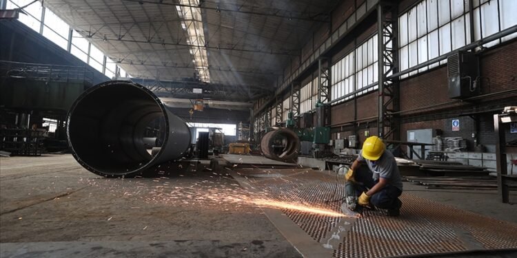 Makine ihracatı yüzde 7,3 artarak 16,1 milyar dolara ulaştı