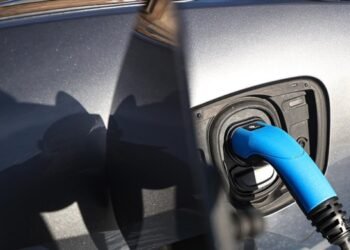 Çin, elektrikli araçların vergi muafiyetini uzattı