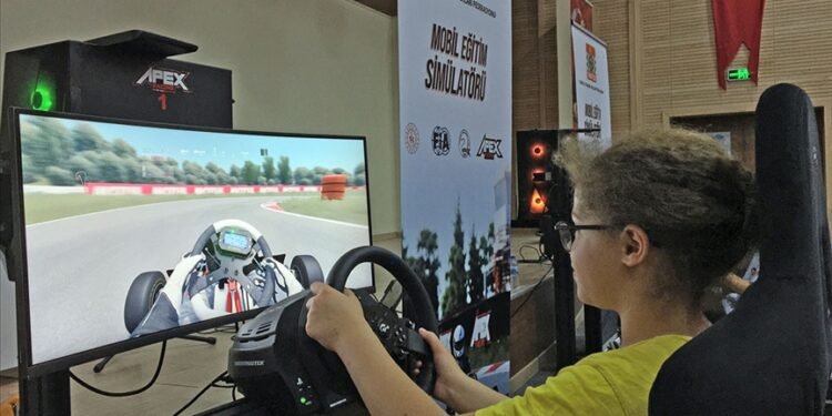 Mobil Eğitim Simülatörü projesi, yolculuğuna devam ediyor