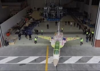 Hürjet ilk uçuşuna hazırlanıyor