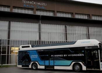 Hırvatistan, hidrojen yakıtlı otobüsünü tanıttı