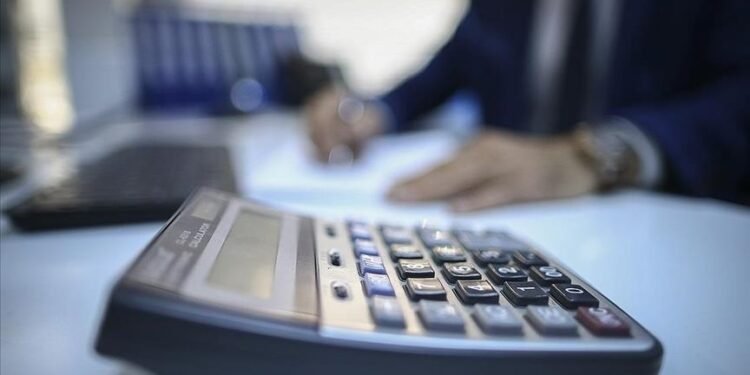 TÜRK-İŞ asgari ücreti değerlendirdi