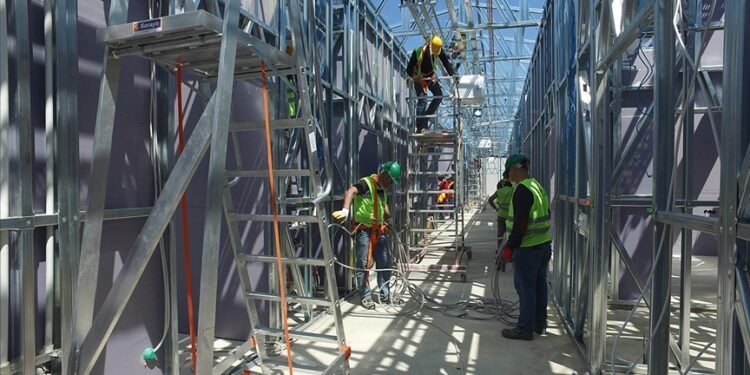 Mimar ve mühendislere 75 yaş sınırı