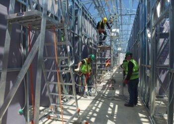 Mimar ve mühendislere 75 yaş sınırı