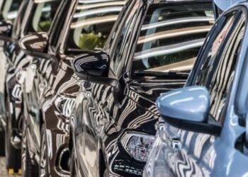 Otomotiv sektöründe yıl sonu hedefi 1 milyon adet ihracat