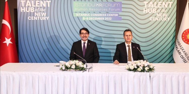 İstanbul İnsan Kaynakları Forumu başladı