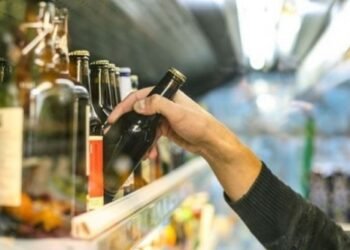 Tütün ve alkol piyasasında uygulanacak belge bedelleri belirlendi