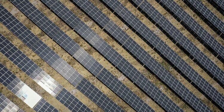 Türkiye’nin güneş enerjisi kurulu gücünde hedefi 2035