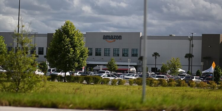 Amazon, 18 binden fazla çalışanın işten çıkarılacağını açıkladı