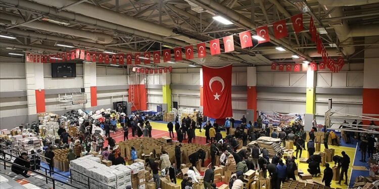 Depremin ardından yapılan fahiş fiyat artışlarına yönelik denetim başlatıldı