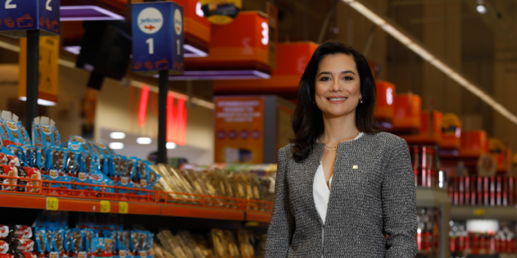 Migros, yıl boyunca personel alımlarında önceliği depremzede vatandaşlara verecek