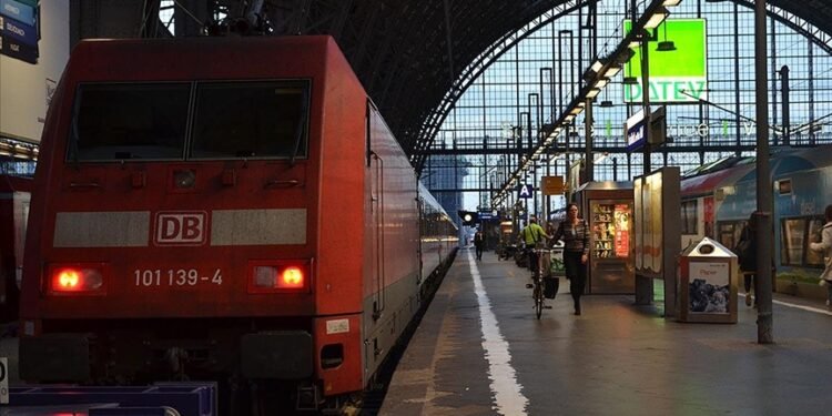 Almanya’da kamu sektörü çalışanlarının ücretlerine ilişkin pazarlık başarısız oldu