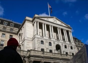 İngiltere Merkez Bankası politika faizini yükseltme kararı aldı