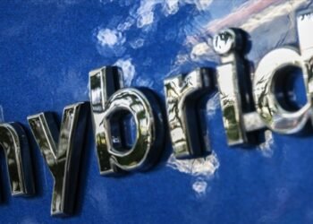 Hibrit araçlar için yakıt ekonomisi ve karbondioksit emisyonu etiketi hazırlandı