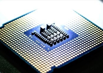 Intel, ilk çeyrekte tarihinin en yüksek zararını açıkladı