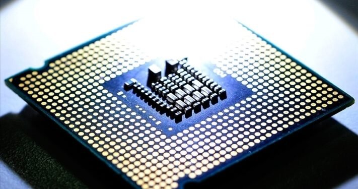 Intel, ilk çeyrekte tarihinin en yüksek zararını açıkladı