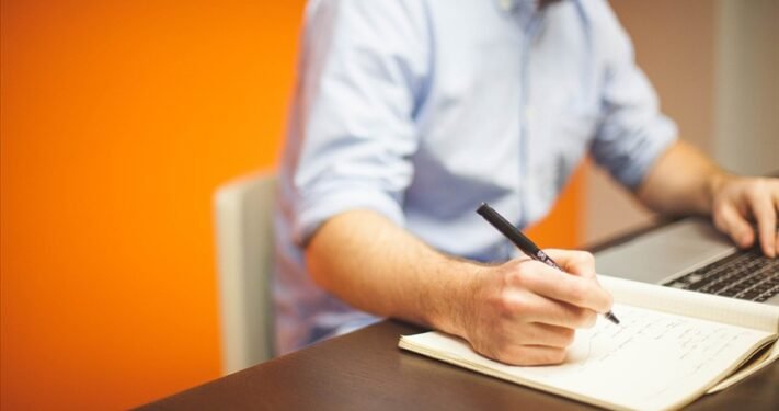 Şili, haftalık çalışma süresini 40 saate düşürüyor