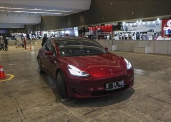 Tesla’nın Model Y otomobilinin fiyatı ortalama araç fiyatının altında kaldı