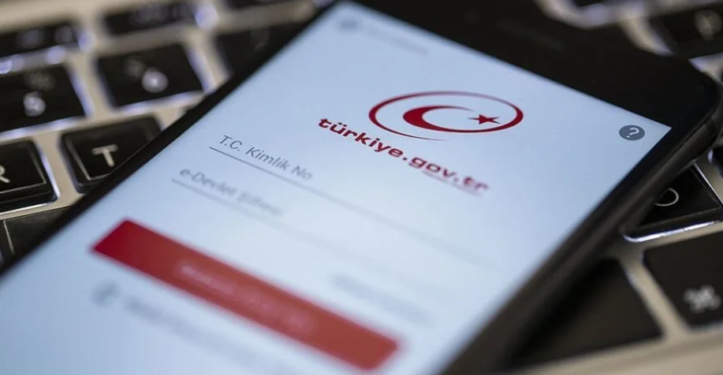 İhracatçı ve ithalatçılar TAREKS’te e-Devlet şifresiyle işlem yapabilecek