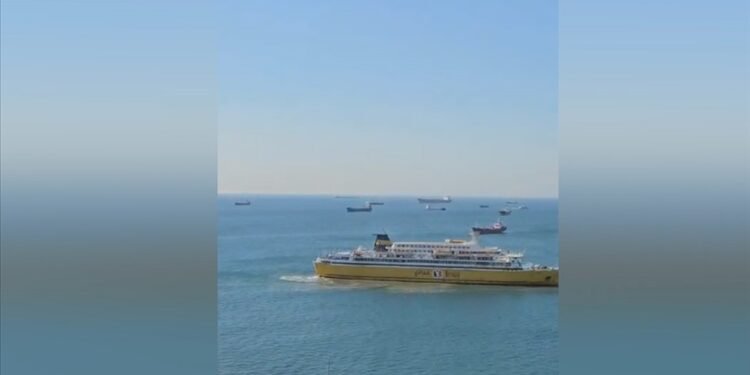 İstanbul’da denizi kirleten ro-ro gemisine 13 milyon lira para cezası