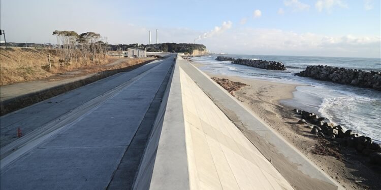 Japonya Başbakanı, Fukuşima’daki atık suyun tahliye planında “güvenlik sözü” verdi