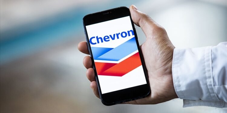 ABD’li enerji şirketi Chevron’un Avustralya’daki çalışanları greve gitmeye hazırlanıyor