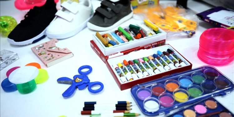 Ticaret Bakanlığı okul ürünlerine yönelik denetimlerini artırdığını açıkladı