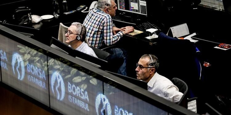 Borsada yatırımcı sayısı 7 milyonu aşarak rekor kırdı