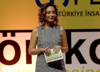 EAPM’nin ilk kadın başkanı Berna Öztınaz oldu