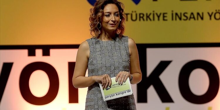 EAPM’nin ilk kadın başkanı Berna Öztınaz oldu