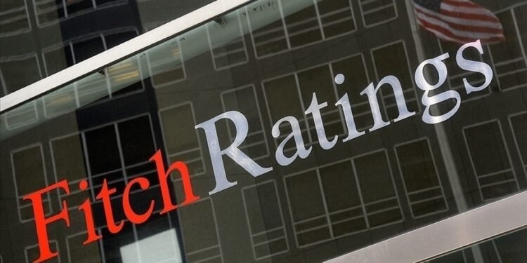 Fitch, İsrail’in kredi notunu negatif izlemeye aldı