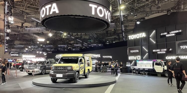 Japonya’nın dünyaca ünlü otomobil fuarı “Mobility Show” başladı