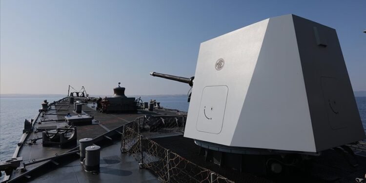 Milli Deniz Topu’nun ilk teslimatı yapıldı