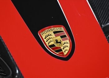 Porsche, faaliyet kârını yüzde 9 artırdı