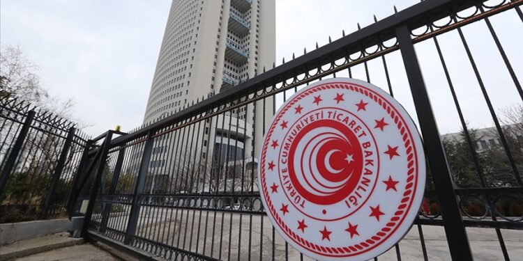 Ticaret Bakanlığı “Dış Ticaret Beklenti Anketi”ni yayımladı