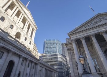 İngiltere Merkez Bankası Başkanı Küresel Ekonomide Parçalanma Tehlikesine Karşı Uyardı