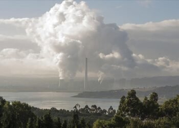 AB, Endüstriyel Emisyonları Azaltmak için Yeni Kurallar Üzerinde Anlaştı