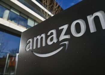 Amazon’un Avrupa Çalışanları, “Efsane Cuma”da Greve Gitti