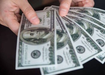 Dolar, Yeni Rekor Peşinde