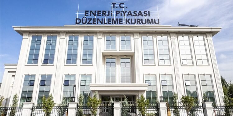 EPDK, Dolandırıcılık Amaçlı Yenilenebilir Enerji Reklamlarına Karşı Hukuki Süreç Başlattı