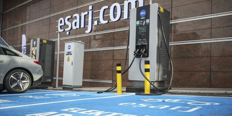 Eşarj, Türkiye’nin En Büyük Elektrikli Araç Şarj İstasyonunu Açıyor